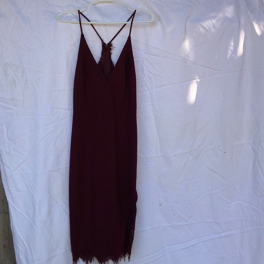 Lace detail cocktail dress